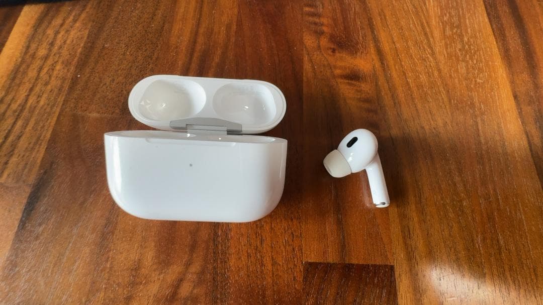 AirPods Pro 第2世代 MQD83J/A 右耳のみ