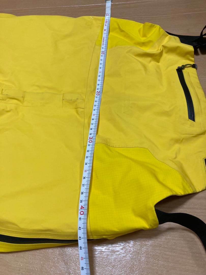 The North Face Summit Series ビブパンツイエロー