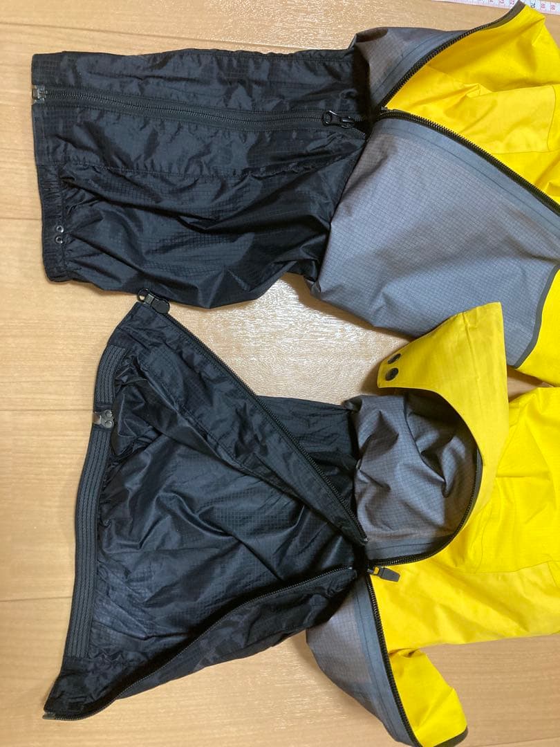 The North Face Summit Series ビブパンツイエロー