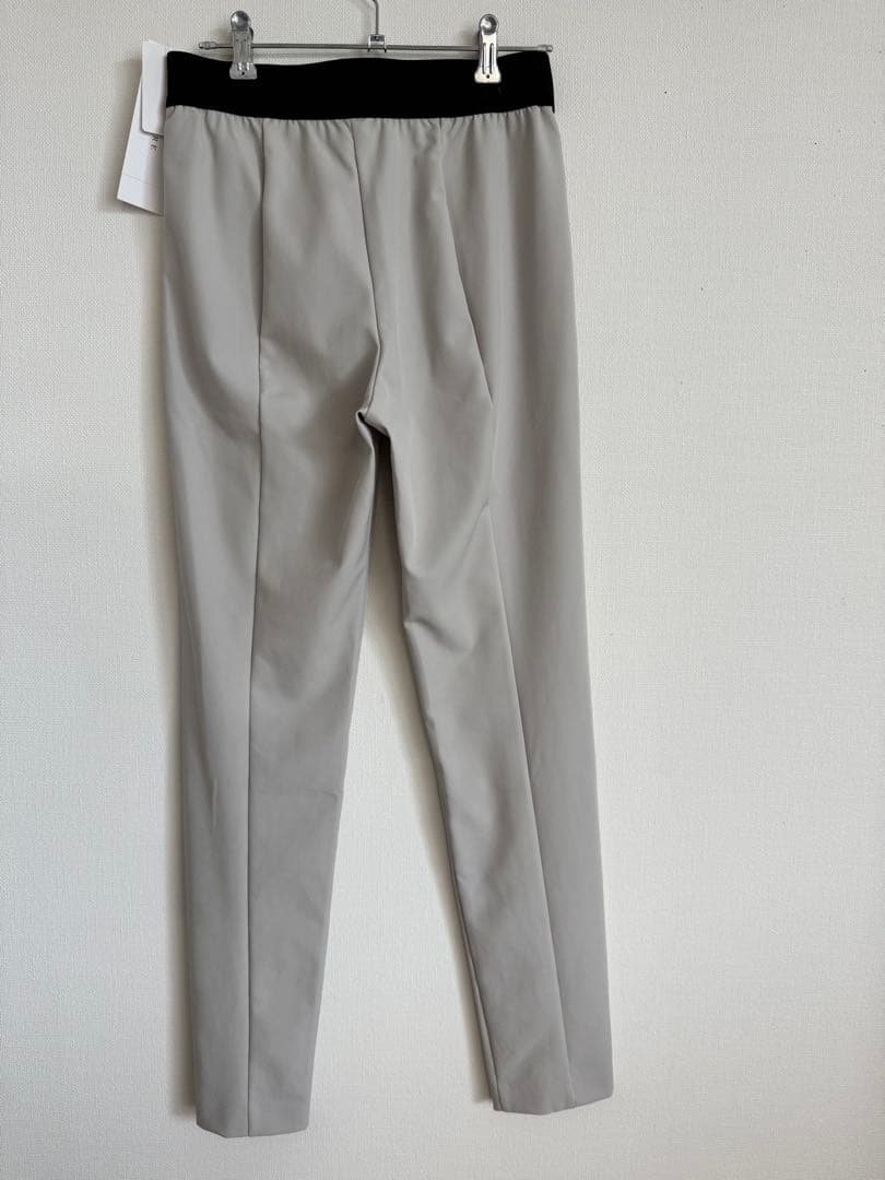 新品 ADORE ナイロン2WAYセンタースリットペンシルパンツ　36