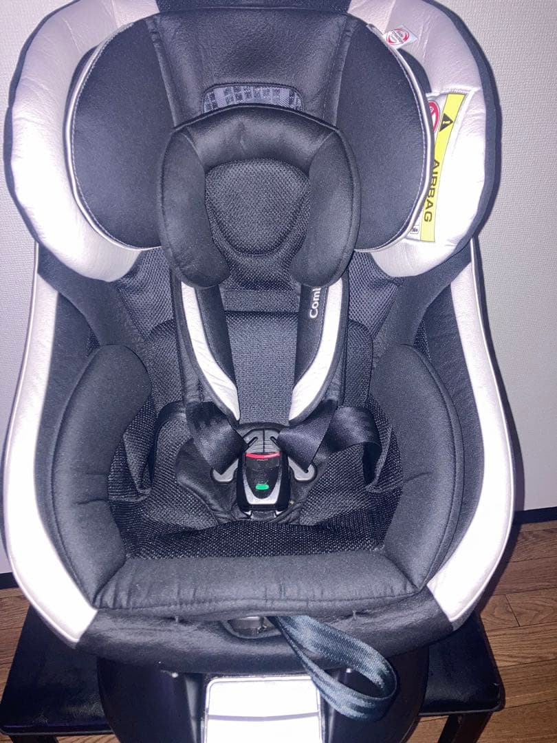 コンビ⭐️ネルーム【高級】エッグショック クリーニング済みチャイルドシート