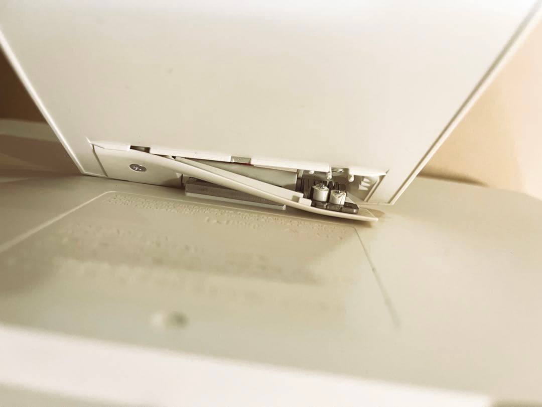 ポータブル地上デジタルテレビ　Panasonic ビエラ　SV-ME7000