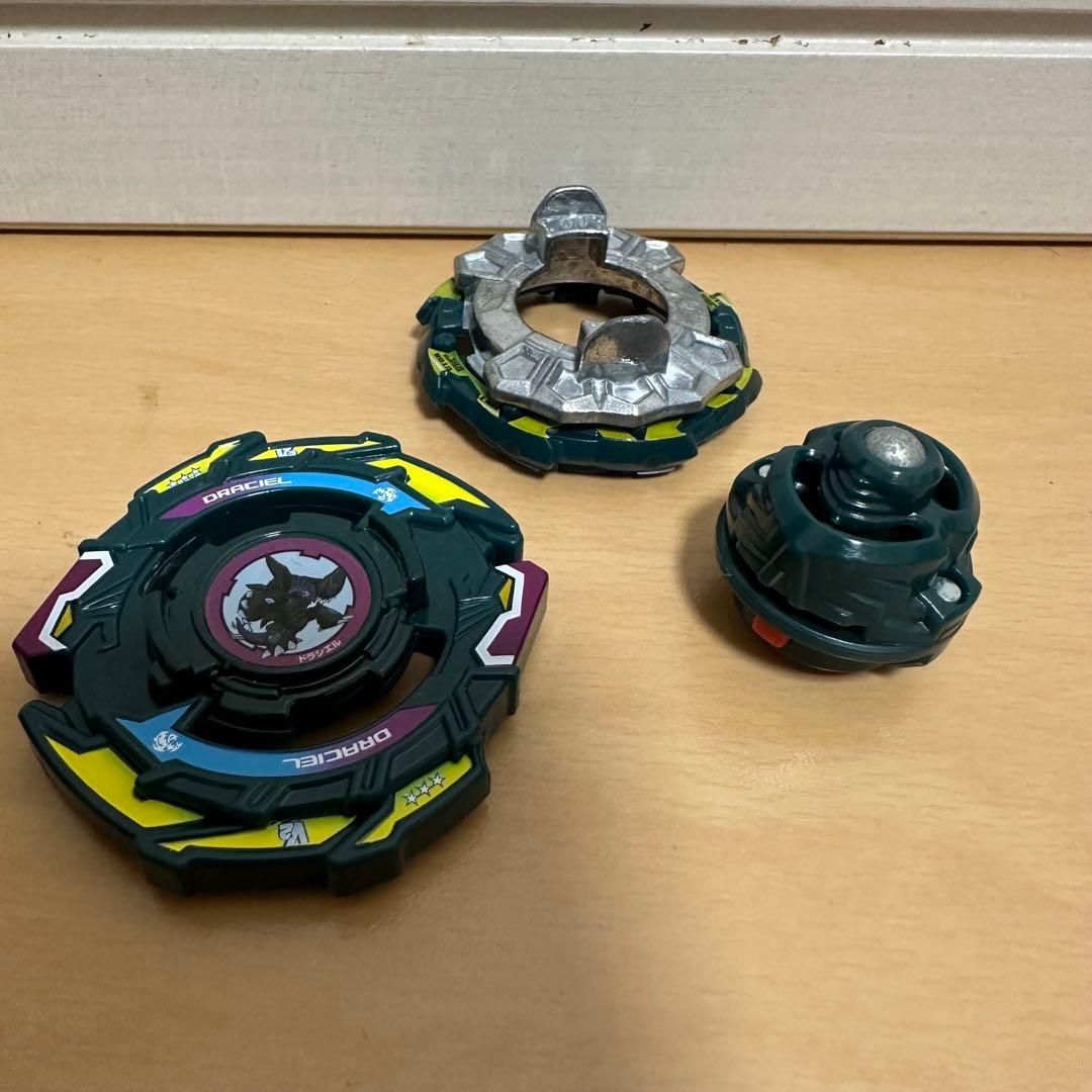 B-00 爆転シュート ベイブレード 2023 V2セット　　箱無し特価