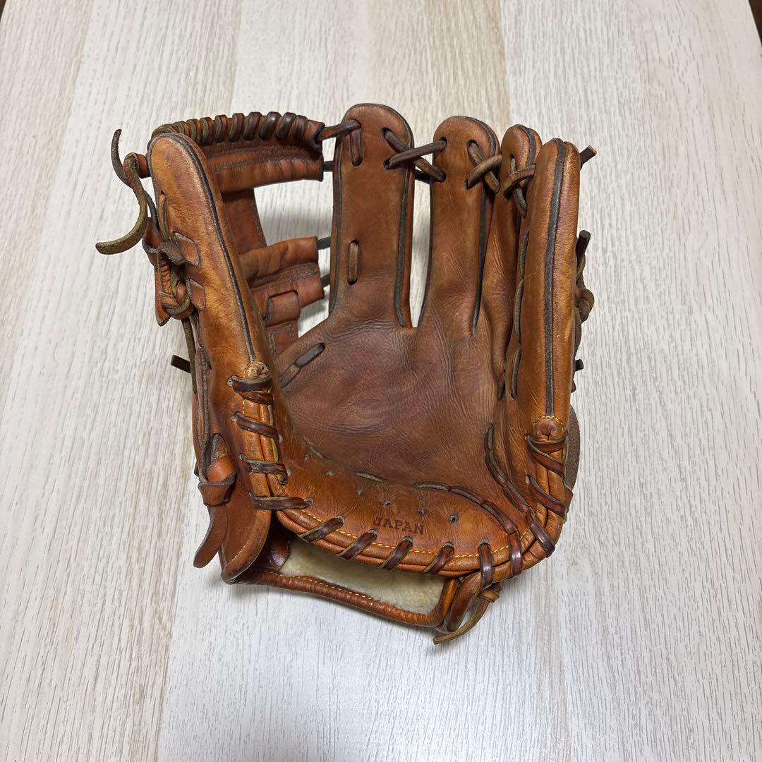 ドナイヤ硬式野球グローブ