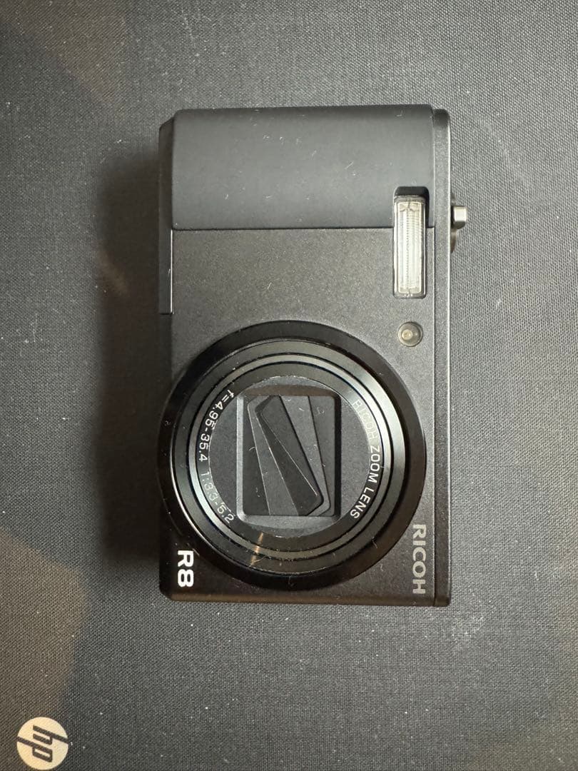 RICOH R8 コンパクトデジタルカメラ　傷なし美品