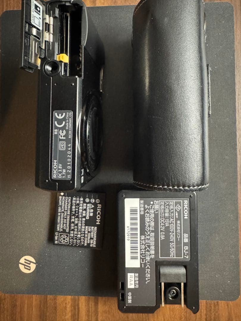 RICOH R8 コンパクトデジタルカメラ　傷なし美品