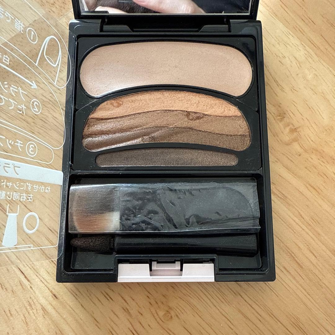 AUBE ブラシひと塗りシャドウN 11