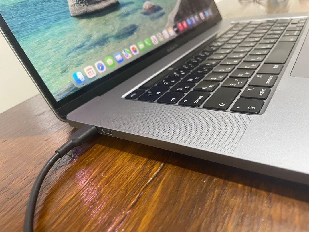 16インチ　MacBook Pro メモリ32G 7 Intel i9 2019