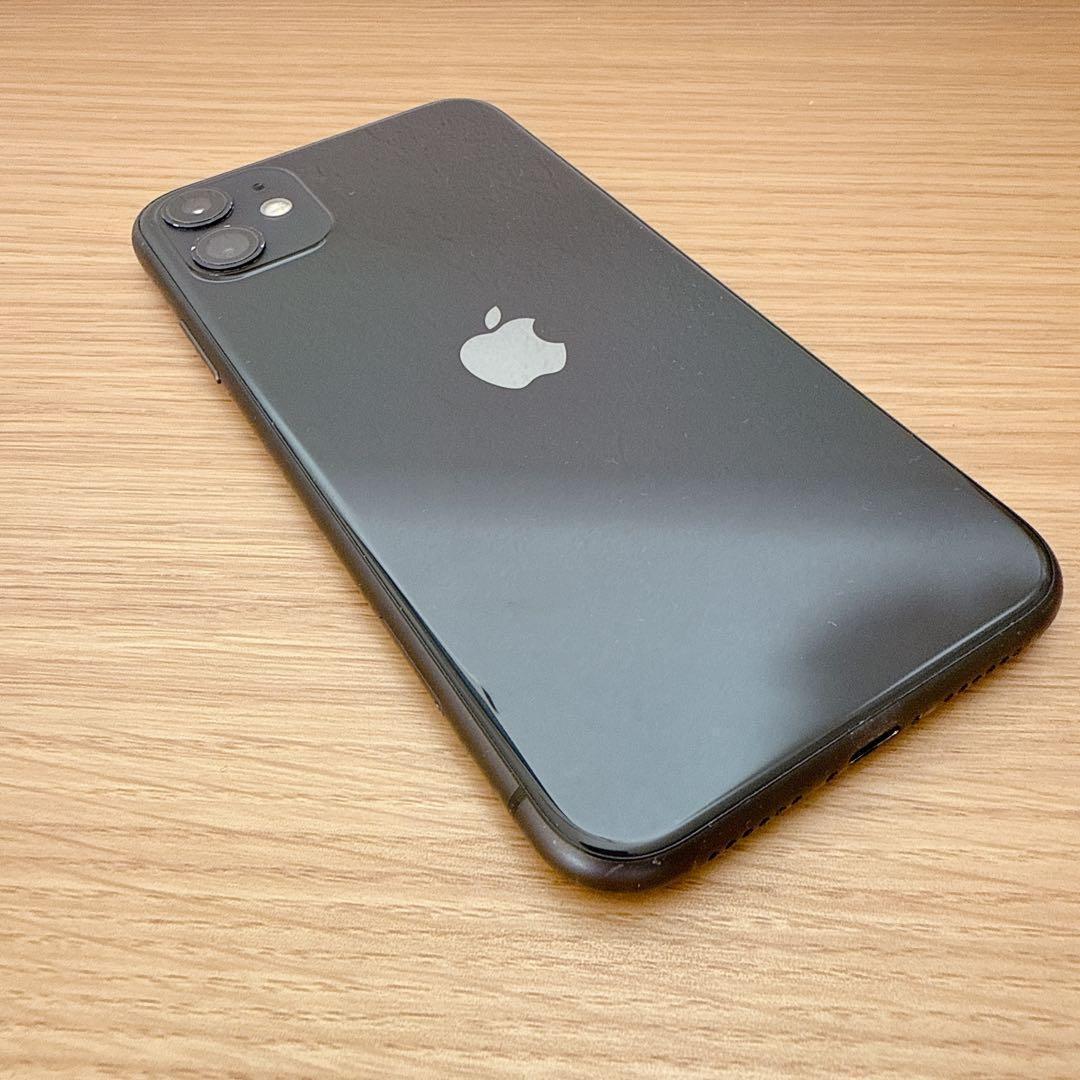iPhone 11 64GB ブラック SIMフリー 【箱付き】