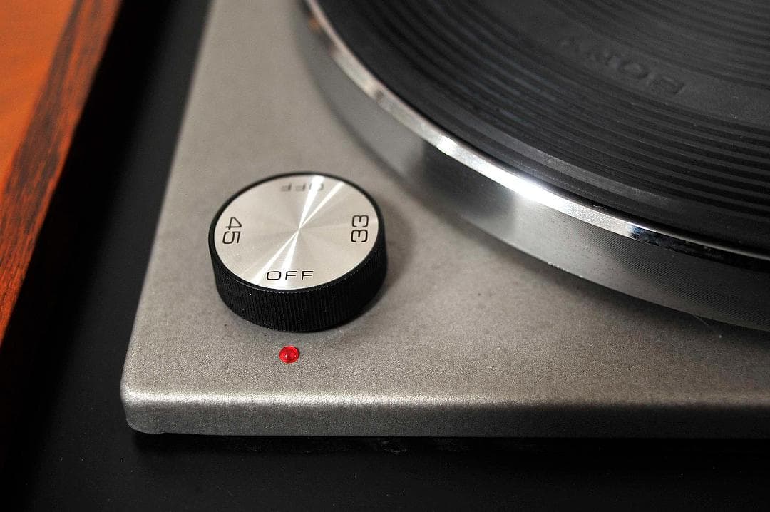 【来る4月計画の福岡分移転のため処分価格】ラジオ・オーディオへの楽しさソニー！