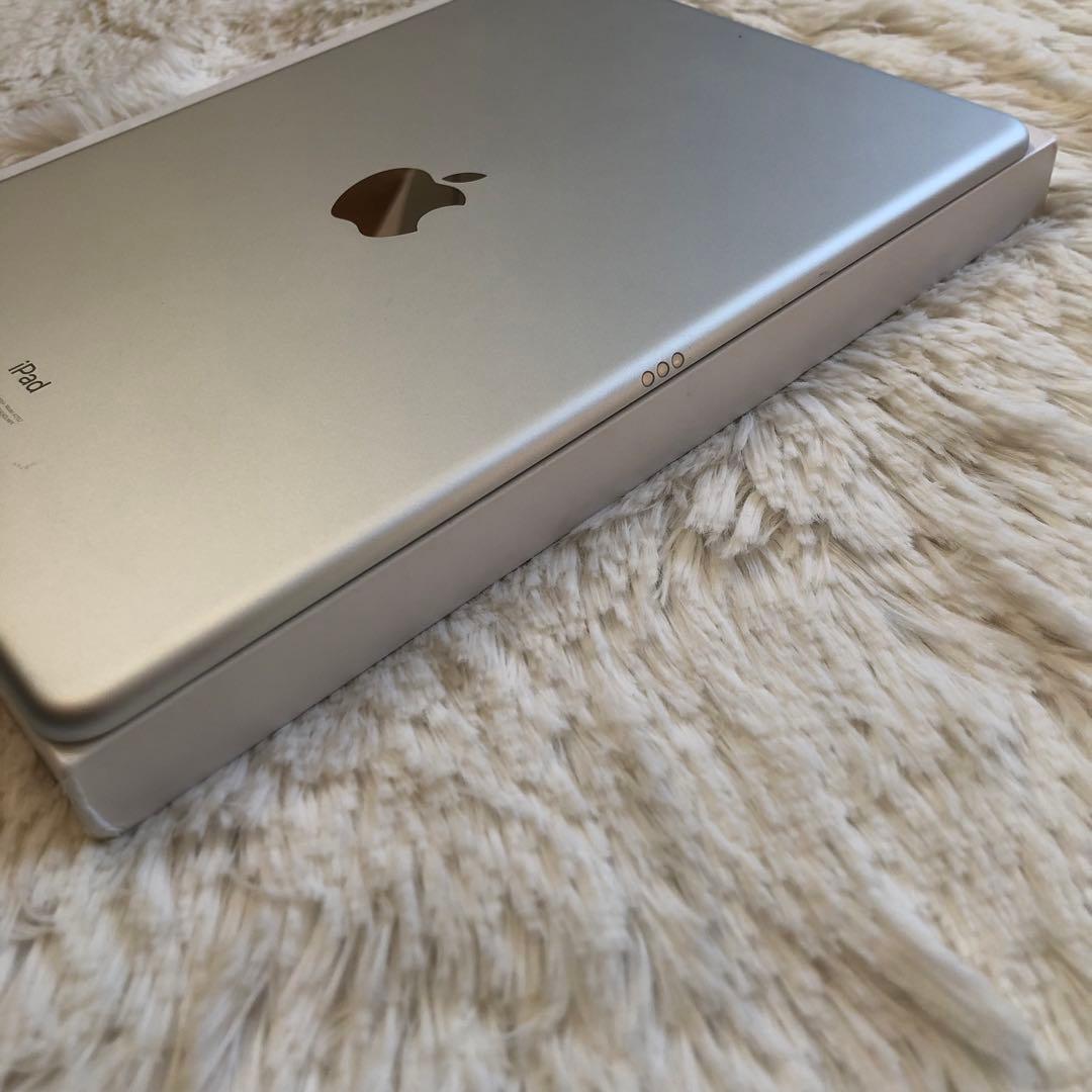 【早い者勝ち！】iPad Air3 64GB Wi-Fi 【すぐ発送】