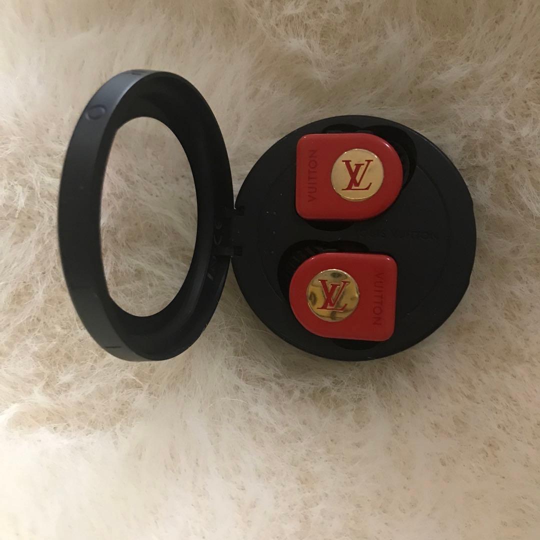 Louis Vuitton ワイヤレスイヤホン レッド