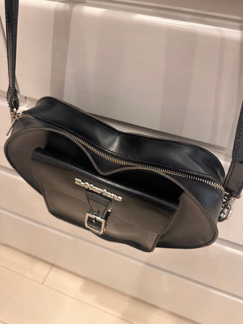 ドクターマーチン　ハート バックパック ブラック