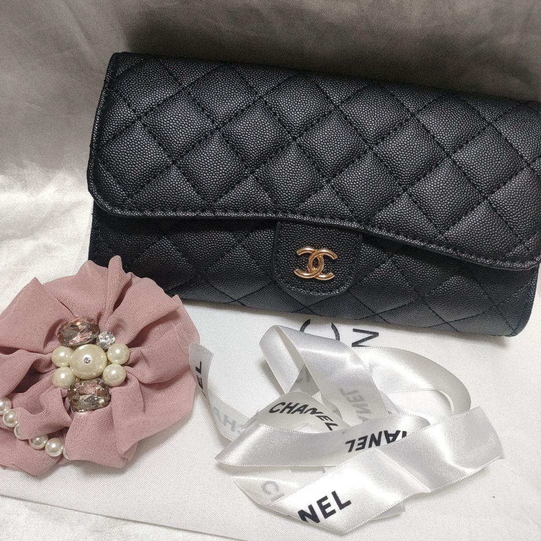 シャネル ショルダーバッグ ゴールド ノベルティ