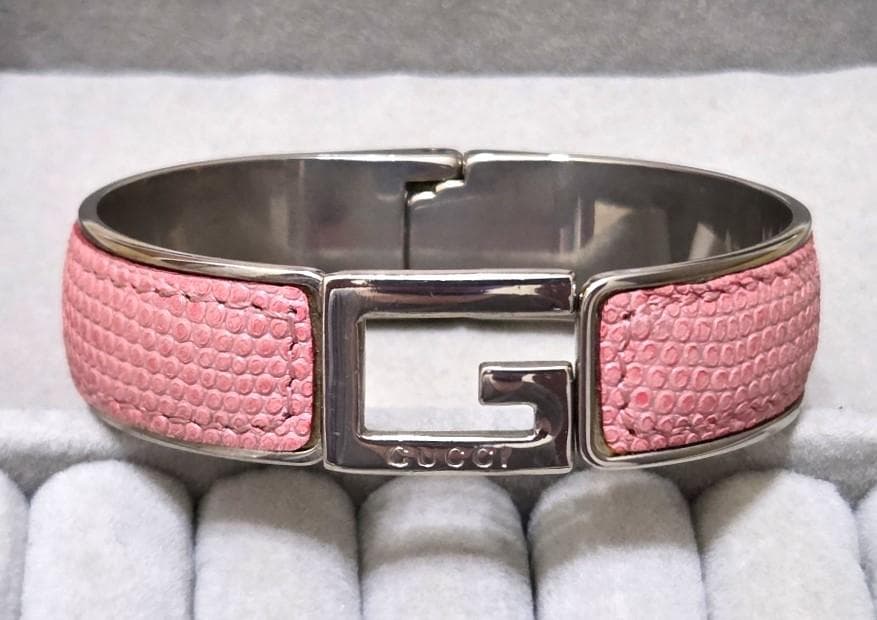 GUCCI グッチ ピンクレザー　Gロゴ　バングル　41337