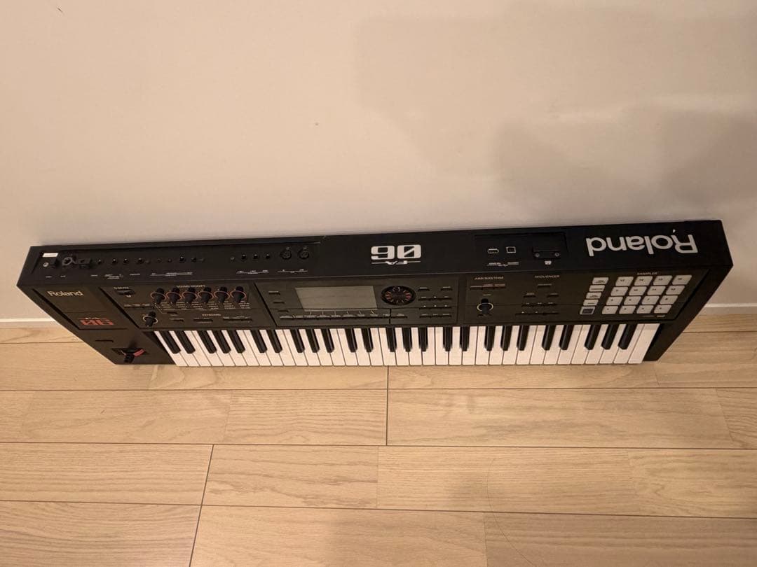 Roland FA-06 シンセサイザー