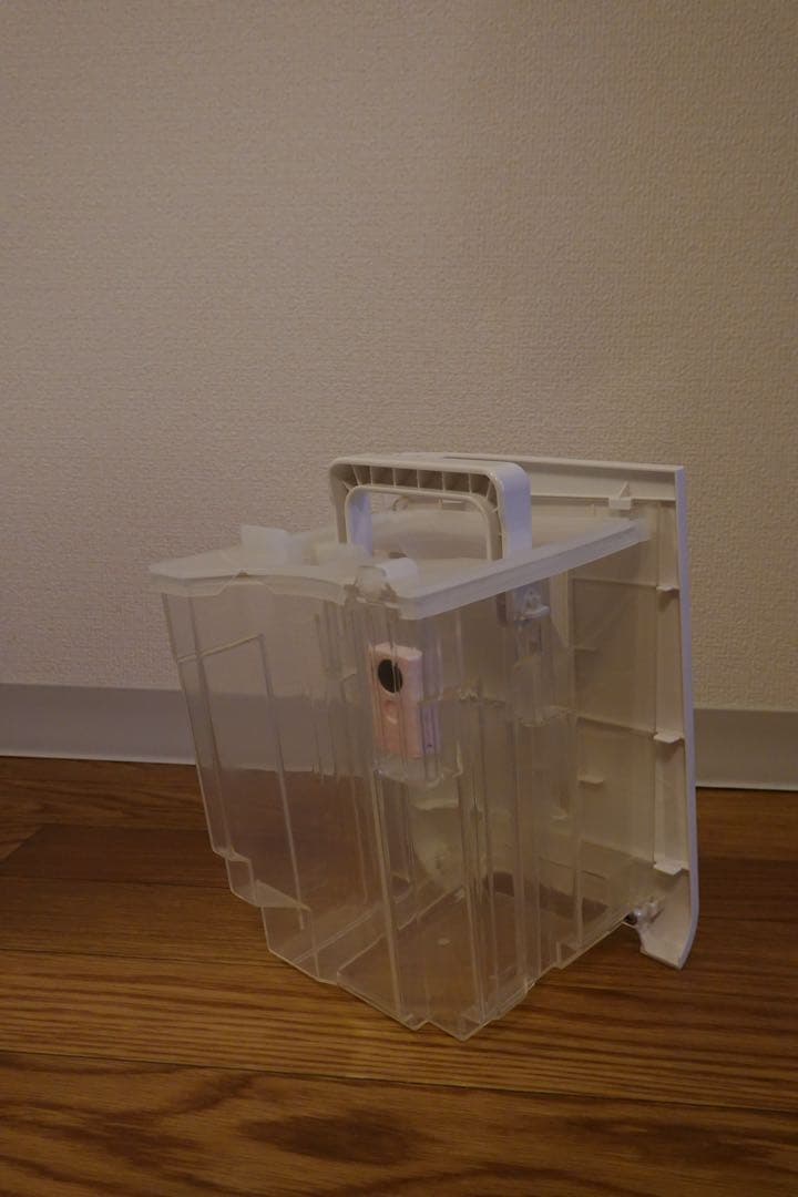 週末セール【美品・2024年製】SHARP 除湿機 CV-S71-W