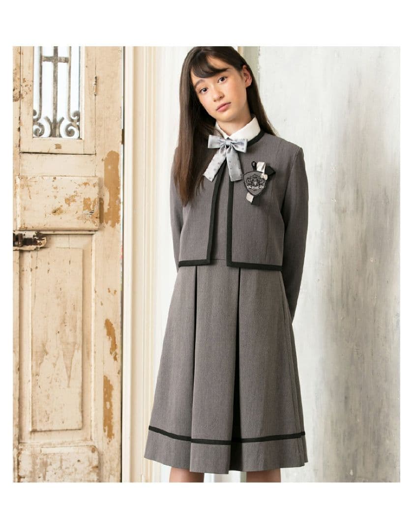 arisana/Emilia アリサナ フォーマル 160cm グレー5点 卒服