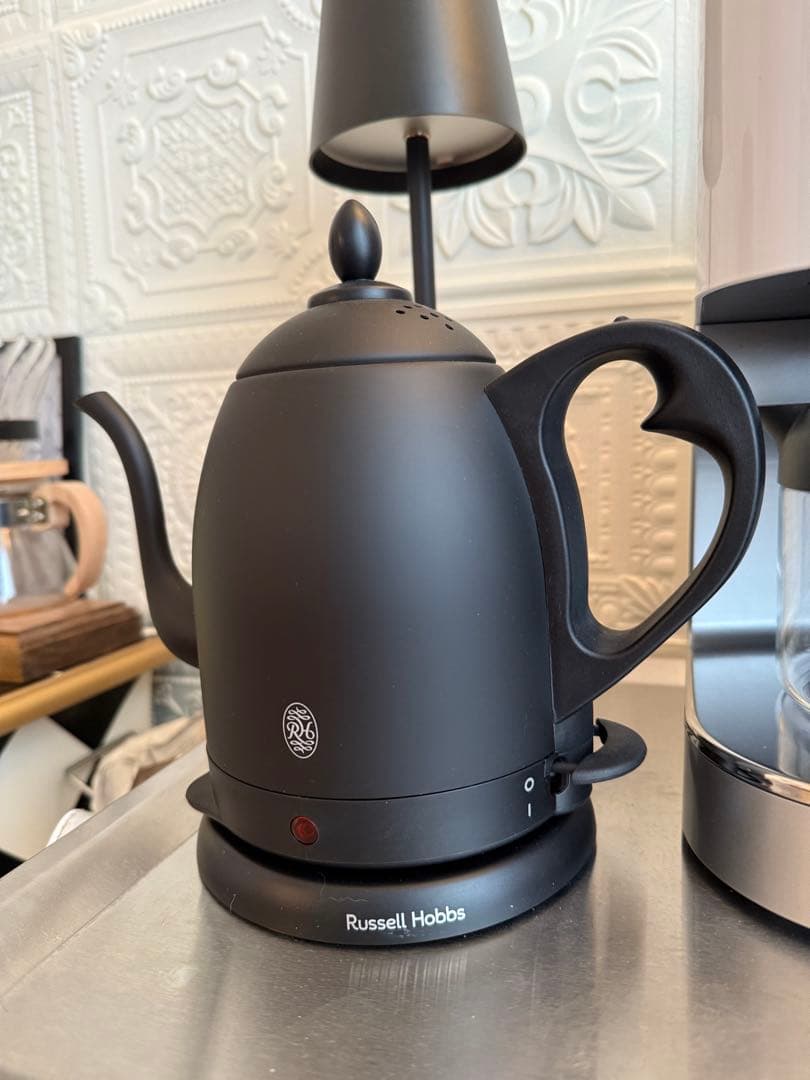 Russell Hobbs ブラック電気ケトル 1.0L新品未使用