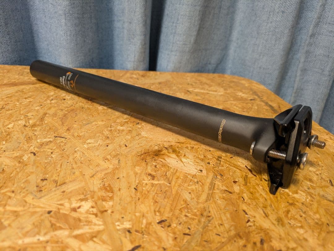 OnebyESU カーボンシートポスト