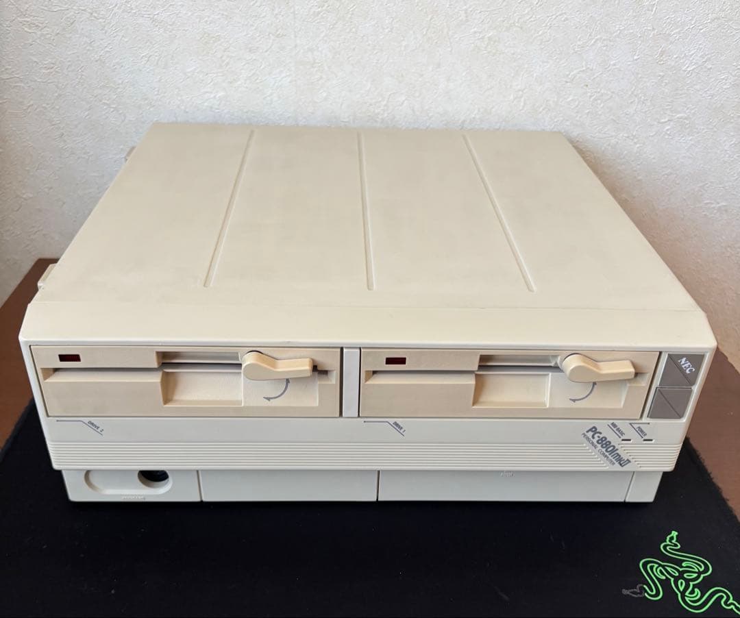 PC-8801mkII 本体とキーボード 動作品