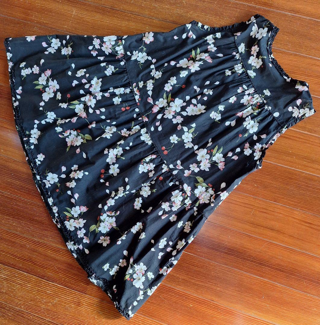 ピンクハウス　桜とチェリー柄チュニック　クロ