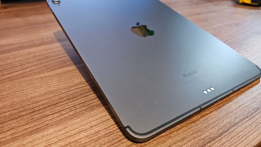 Apple iPad Air5 スペースグレー ＋スマートフォリオ(おまけ)