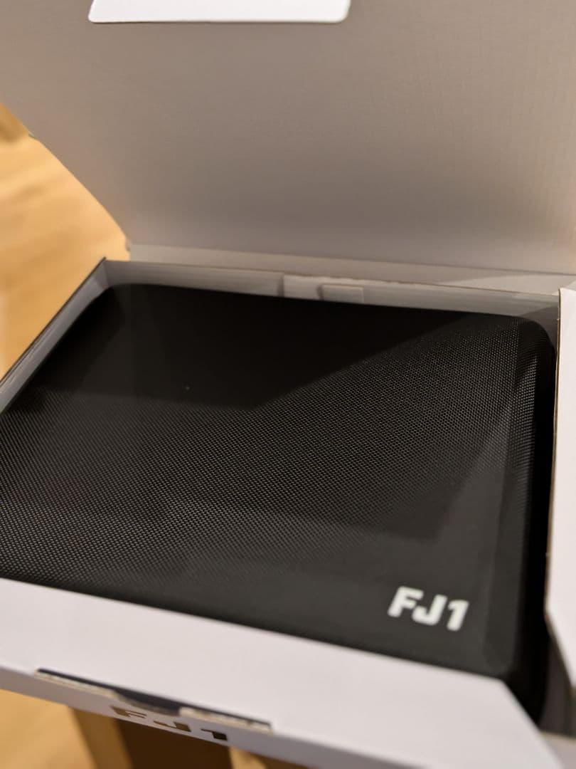 FJ1 DJコントローラー A4サイズ ブラック