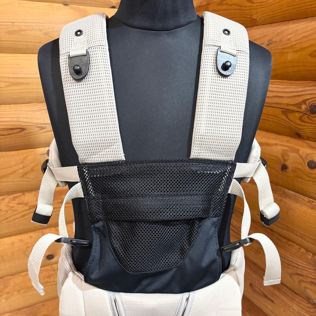 【極美品】Aprica アップリカ 抱っこ紐 ラクリス ベージュ 限定カラー