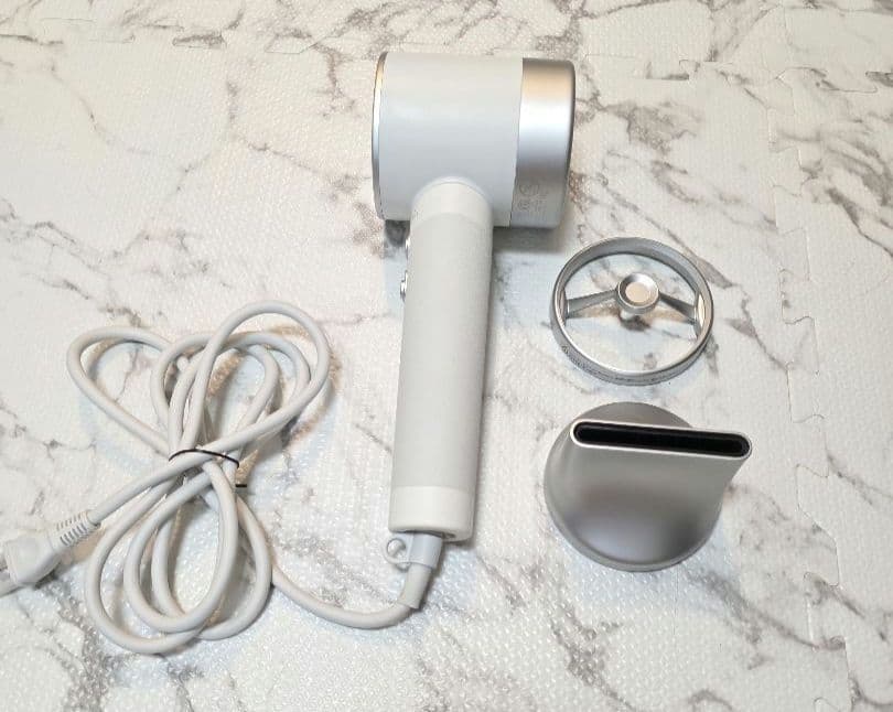 Zuvi ヘアドライヤー