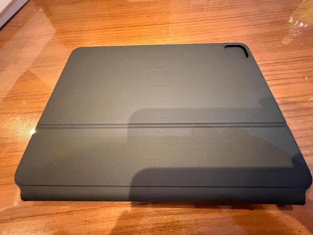 iPad 10.9インチ スペースグレー 64G Magic Keyboard付