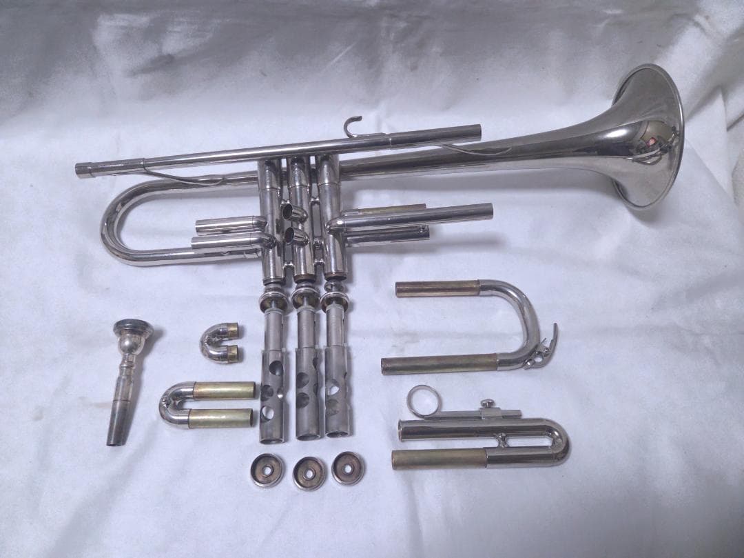 YAMAHA YTR-136 トランペット ニッケルメッキ 日本製 #2420F