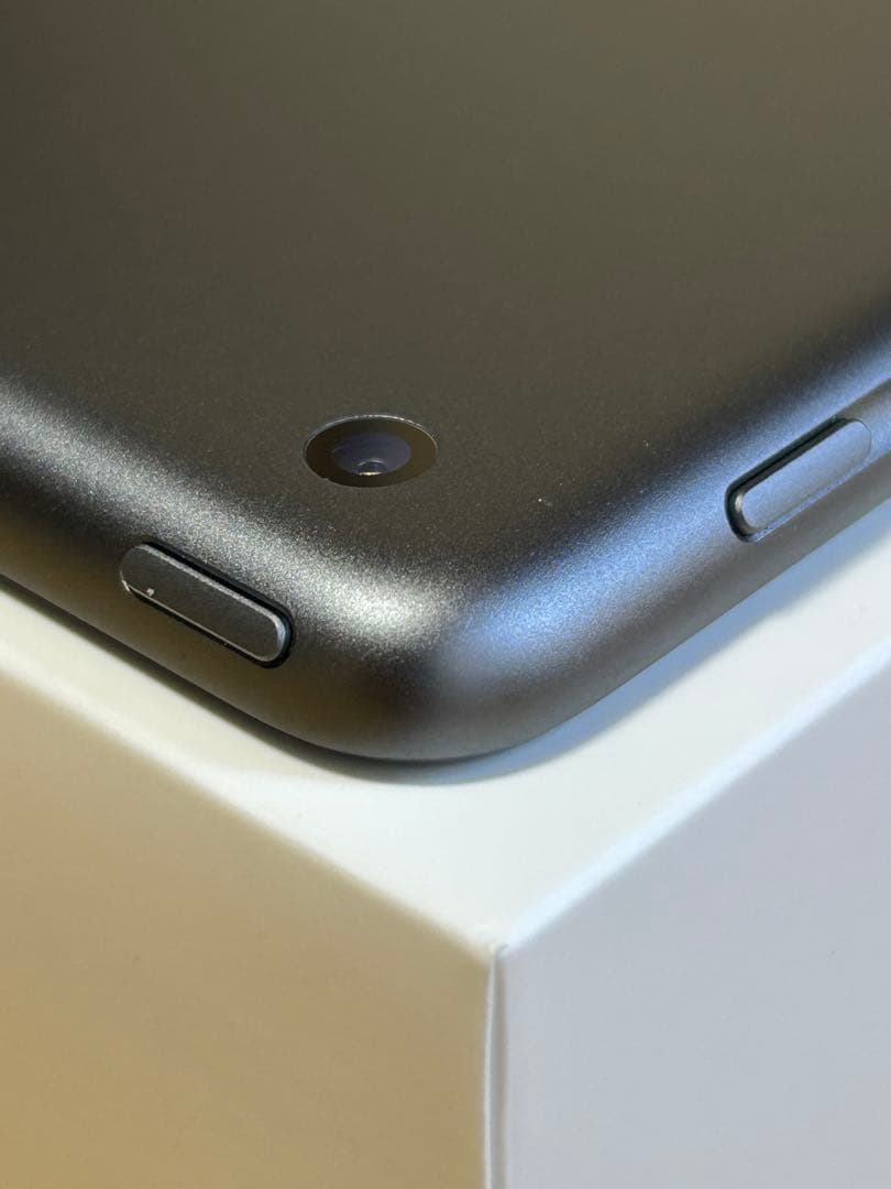 iPad 第9世代 64GB スペースグレイ　Wi-Fiモデル　64GB