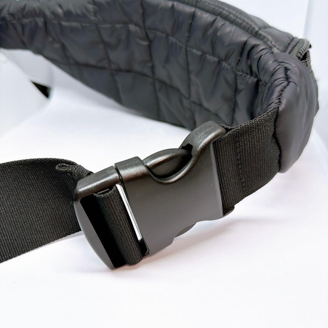 UGG アグ ナイロン キルティング ボディバッグ ショルダーバッグ