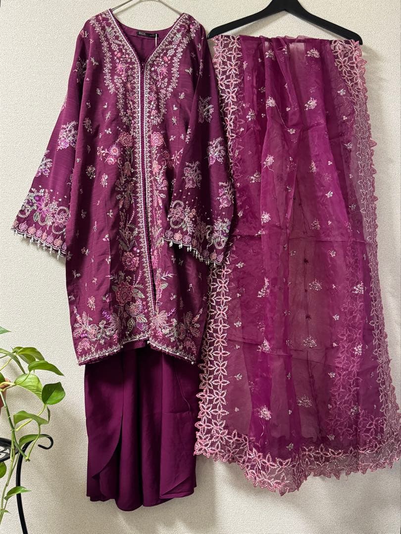 [B-23]プラムボルドー✨シルク刺繍クルタ×フレアチューリップパンツ3点セット