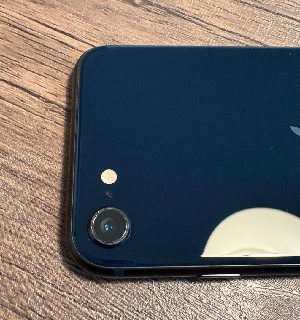 Apple iPhone SE(第3世代) 64GB