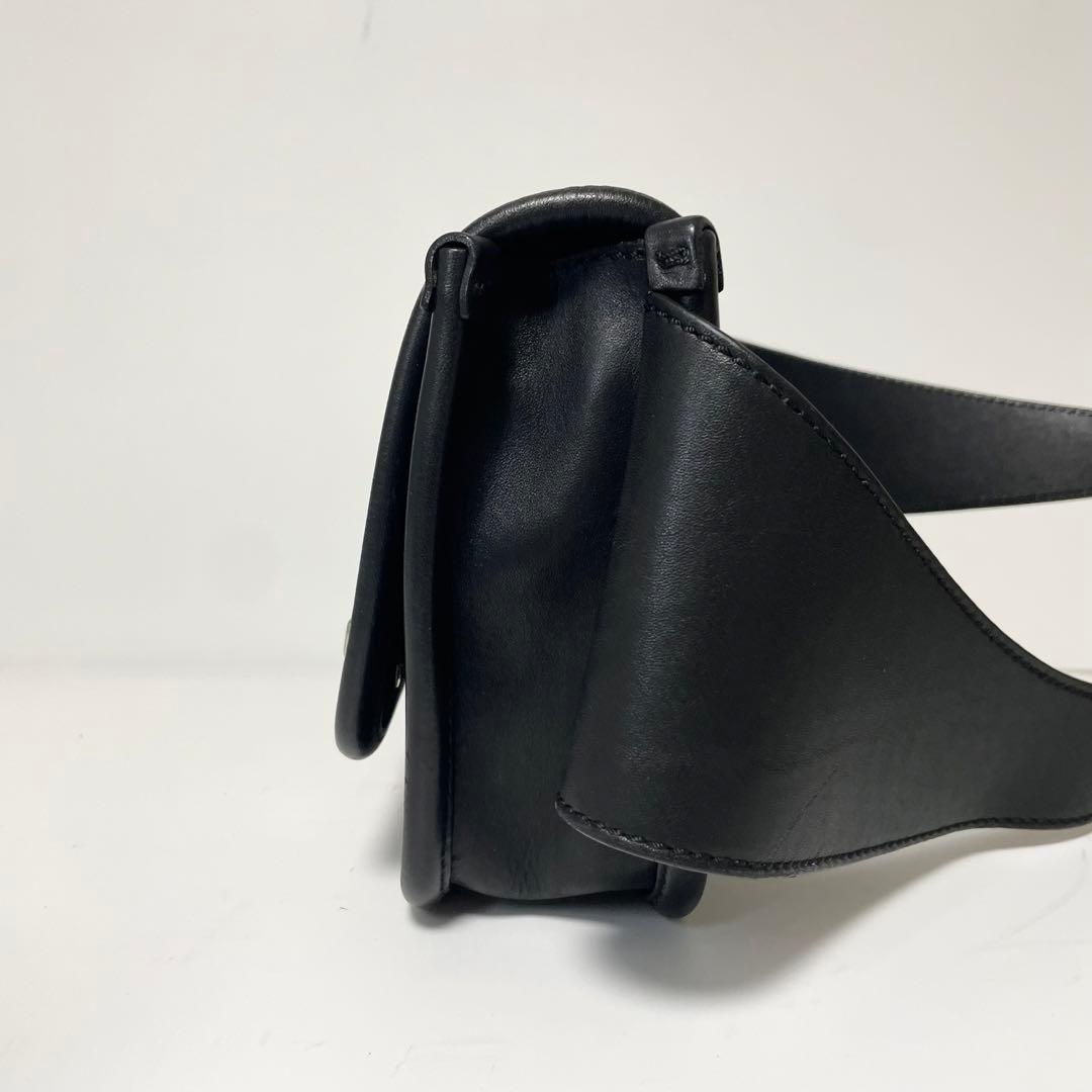 美品 coach ボディバッグ レガシー ターンロック レザー 黒 y2k