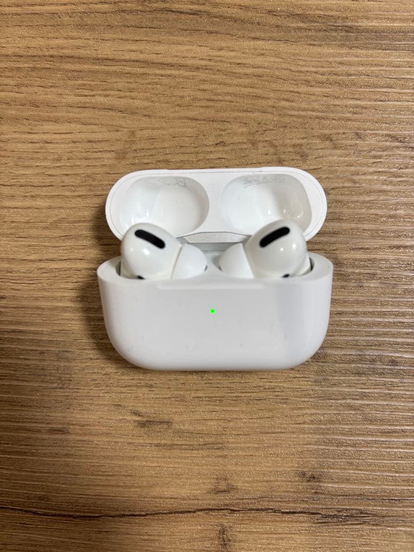 AirPods Pro 本体/充電器/アイアンマンケース付