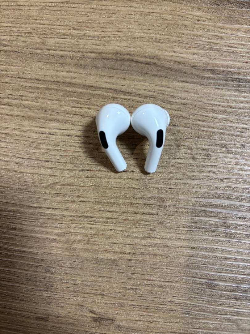 AirPods Pro 本体/充電器/アイアンマンケース付