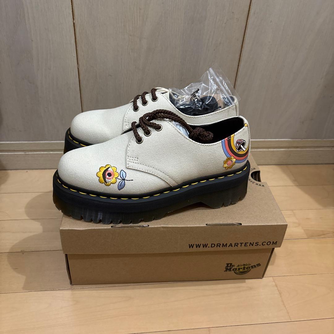 Dr. Martens 1461 アイボリー 花柄刺繍　最終値下げ