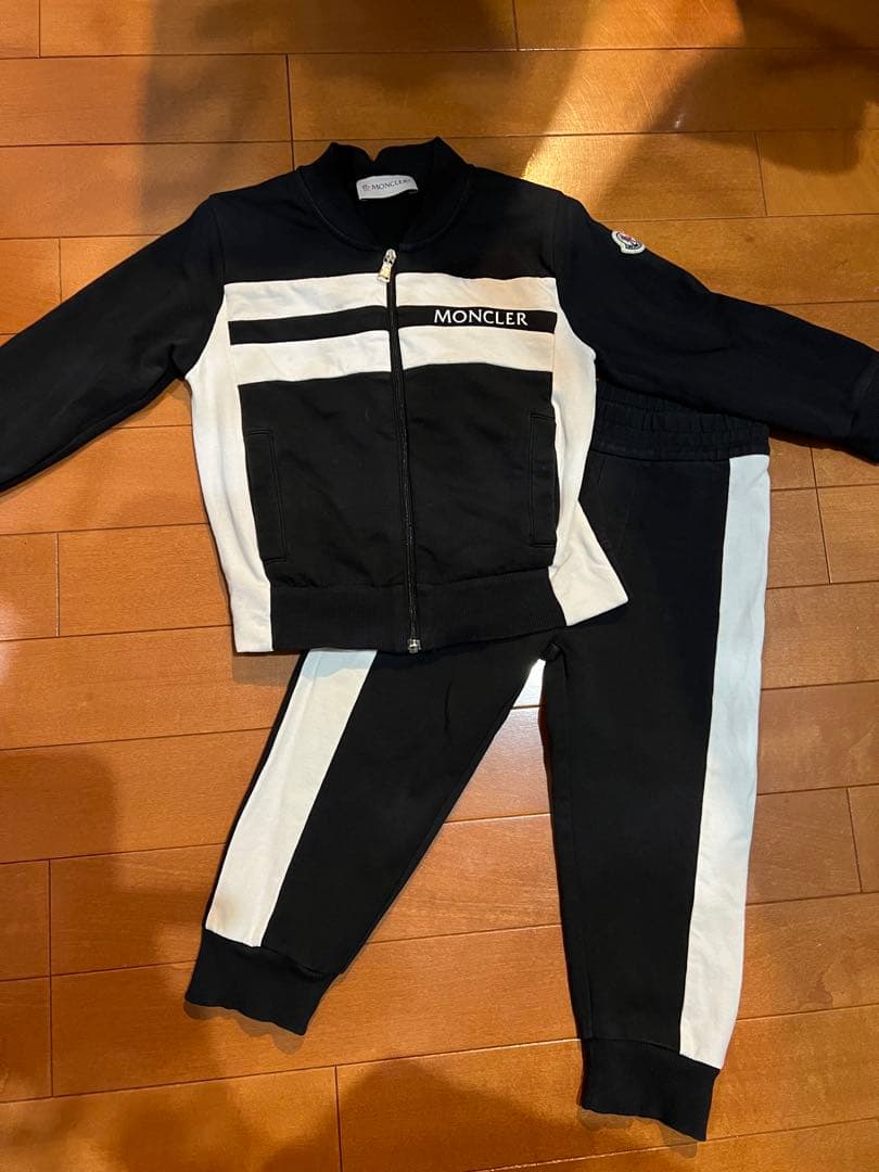 モンクレールベビーセットアップジャージ2歳92 cm