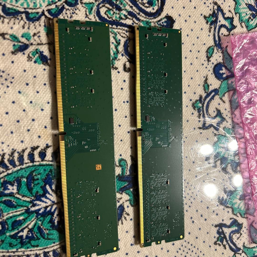 Crucial DDR4 8GB メモリ 2枚セット