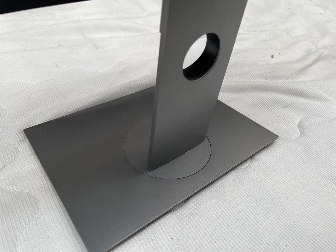 割と綺麗　DELL 27型　液晶ディスプレイモニター　　　　P2719H