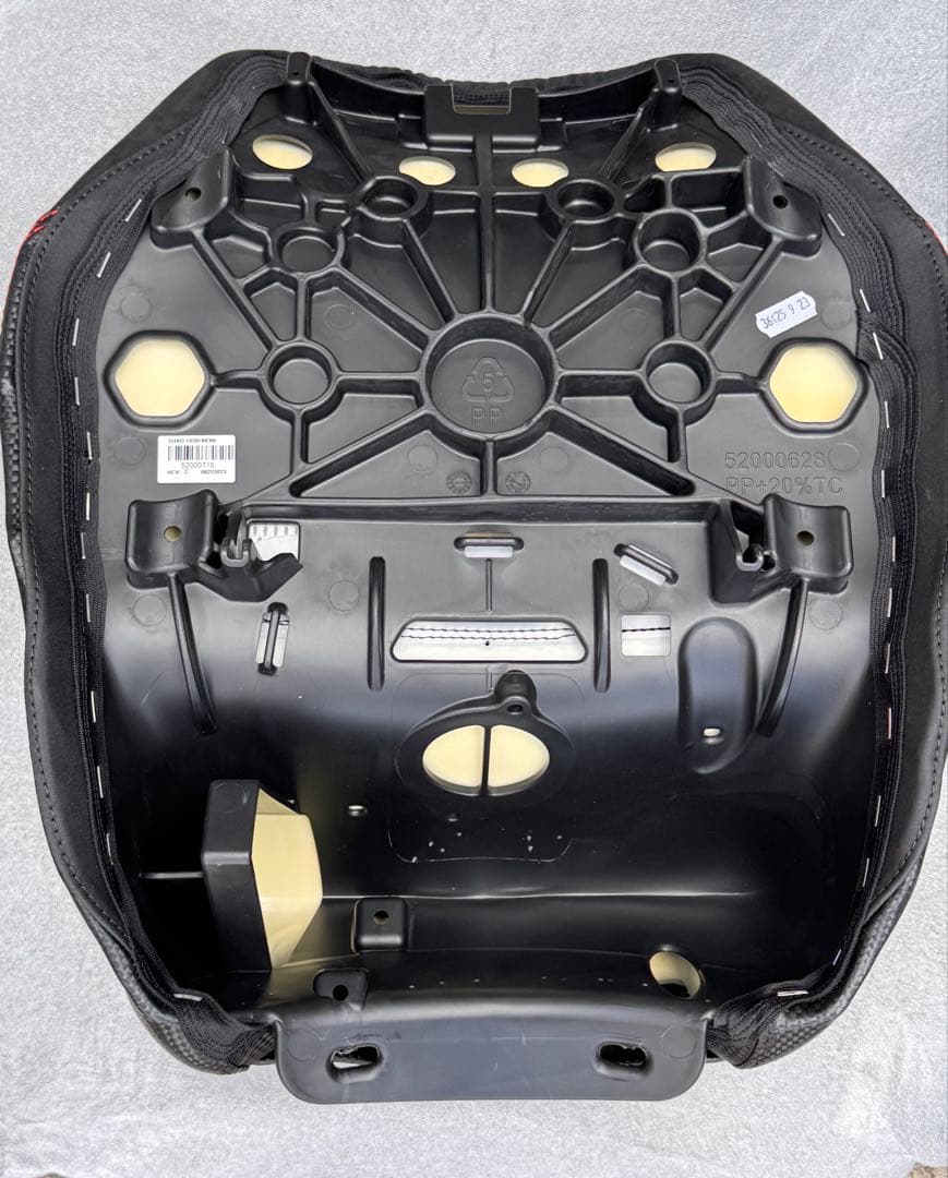 ハーレーダビッドソン 純正　シート シートカウル ハンドグリップ 3点セット