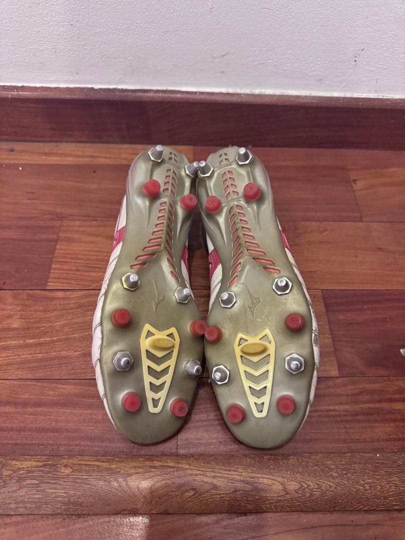 モレリアネオ4β SG ミックスソールMizuno サッカーシューズ スパイク