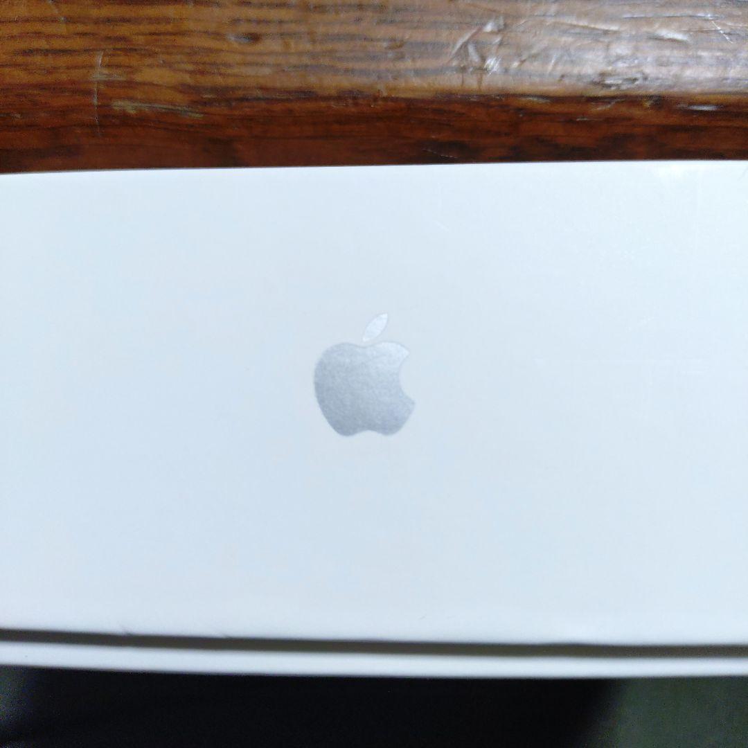 AirPods Pro MagSafe充電ケース付き