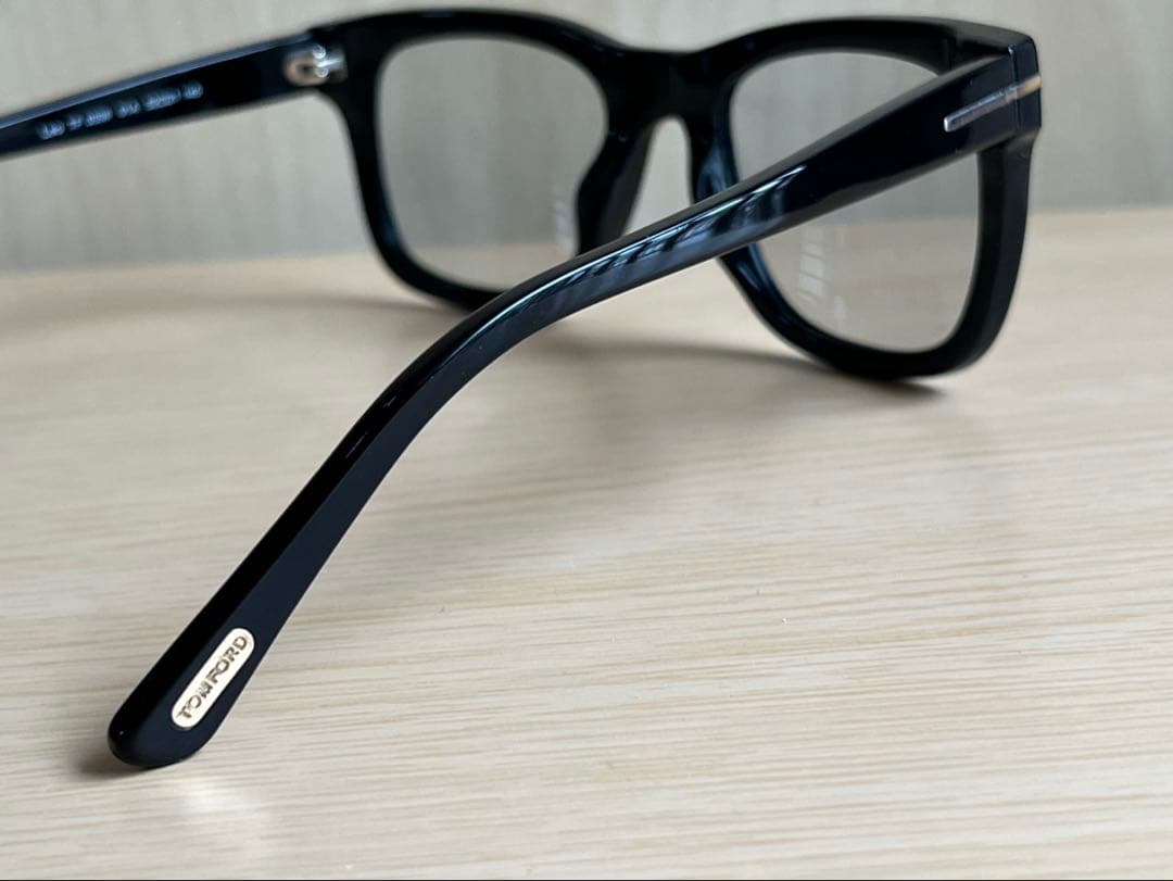 トムフォード TF0336 Leo 01Aブラック メガネ・サングラス