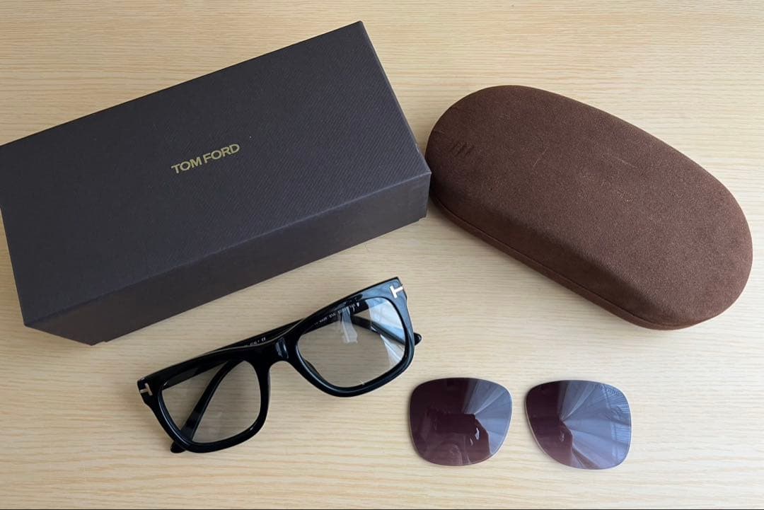 トムフォード TF0336 Leo 01Aブラック メガネ・サングラス