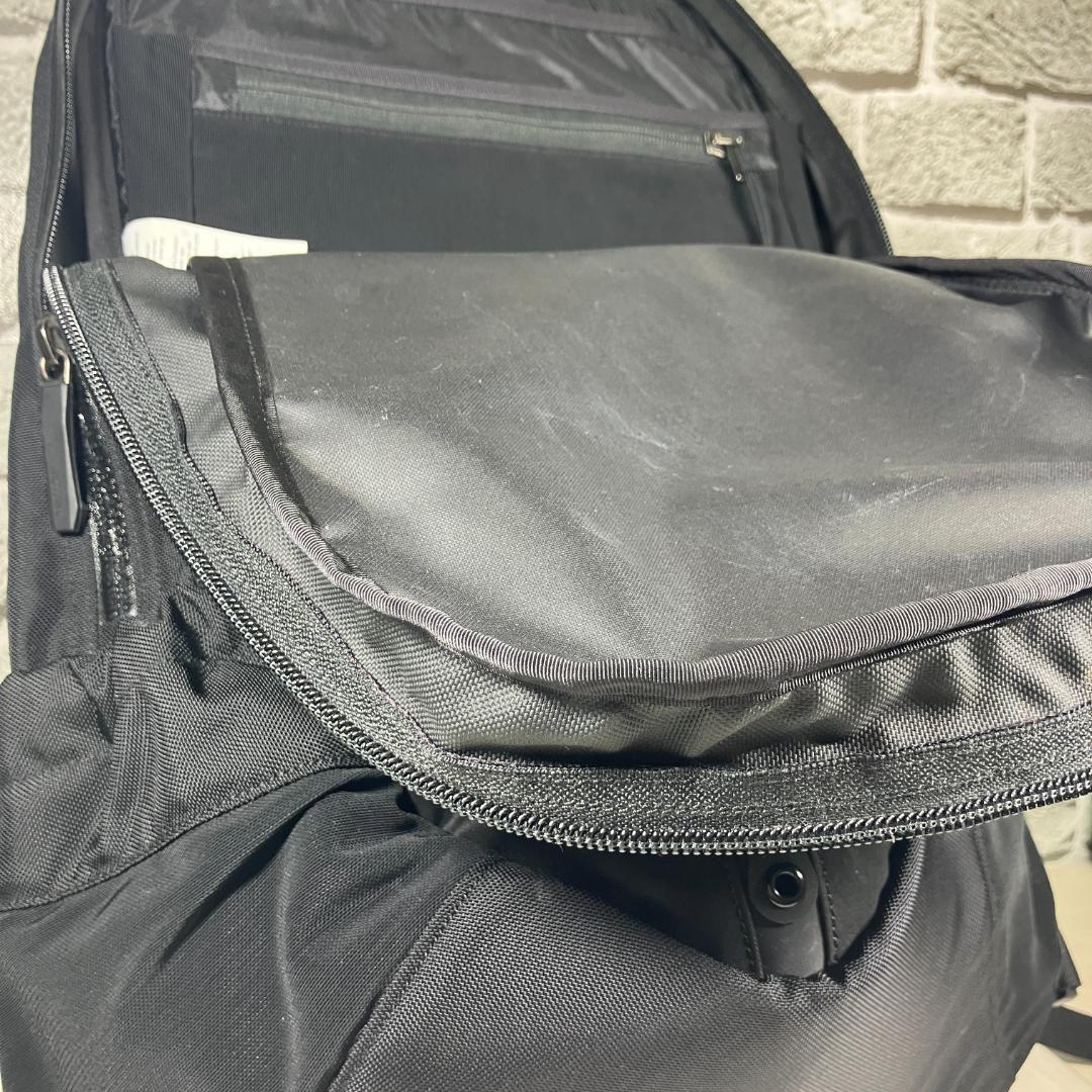 アークテリクス Arro 22 Stealth Black