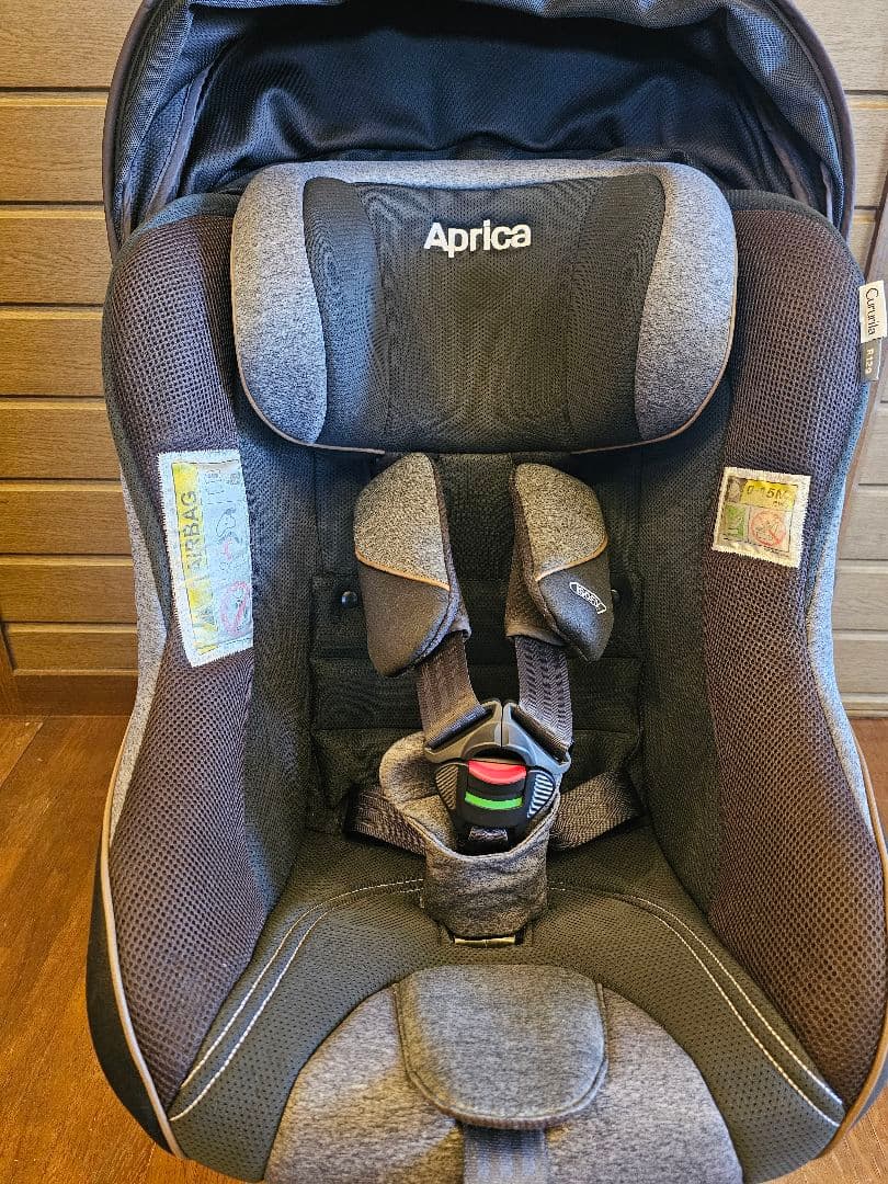 ま*る様 美品　Aprica アップリカ　クルリラ プロテクト　チャイルドシート